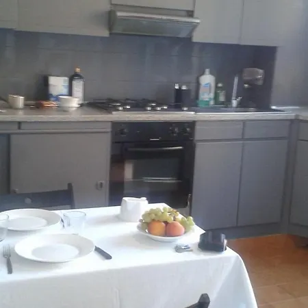 Apartment Milano, Per 5 Persone, Viale Jenner *